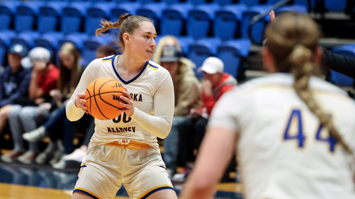 <a href="/AlmaRashelbach/">Alma Rashelbach</a>