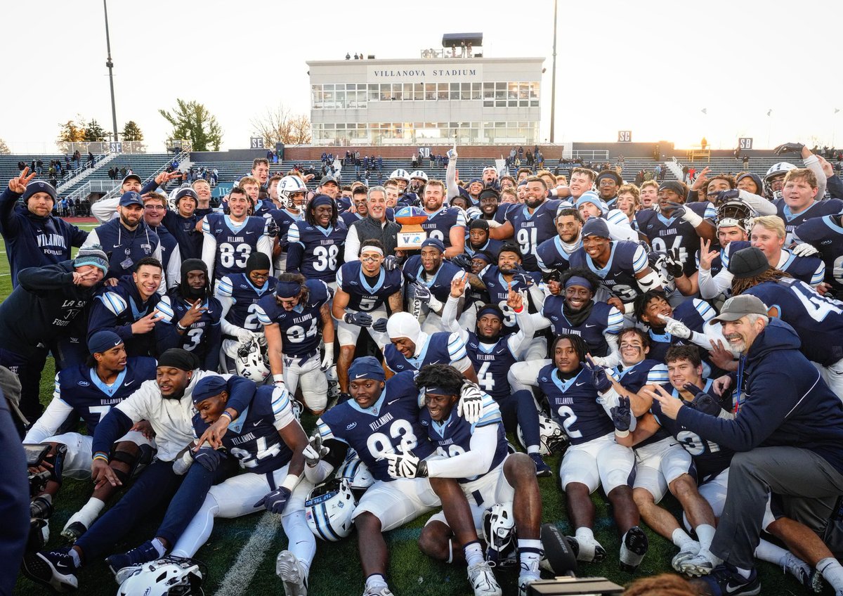 ‘Cats WIN the BATTLE of the Blue‼️ 🏆 

#TapTheRock #GoNova