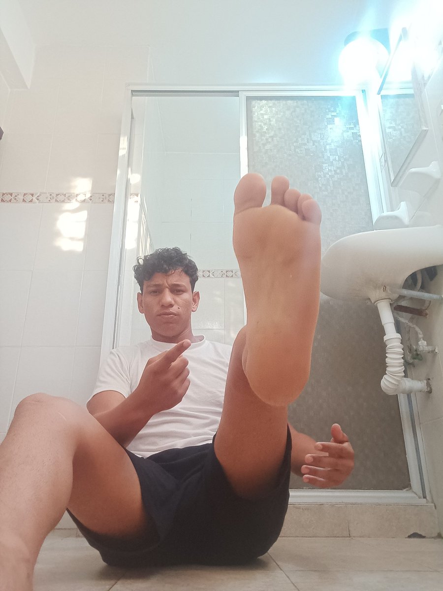 FeetMasterSmith's tweet image. his weak king returned 😈
🦶🏾🦶🏾🦶🏾
🤑🤑🤑
😈😈😈
@MASTER_UPDATES @nick_gtwb @RT4Masters2 @rt_feet @findominfluence @MASTERS_PROMOS #feet #feetmale #master #cashslaves #findom #macrophile #fags #feetcrush #feetworshi̇p #feetlove