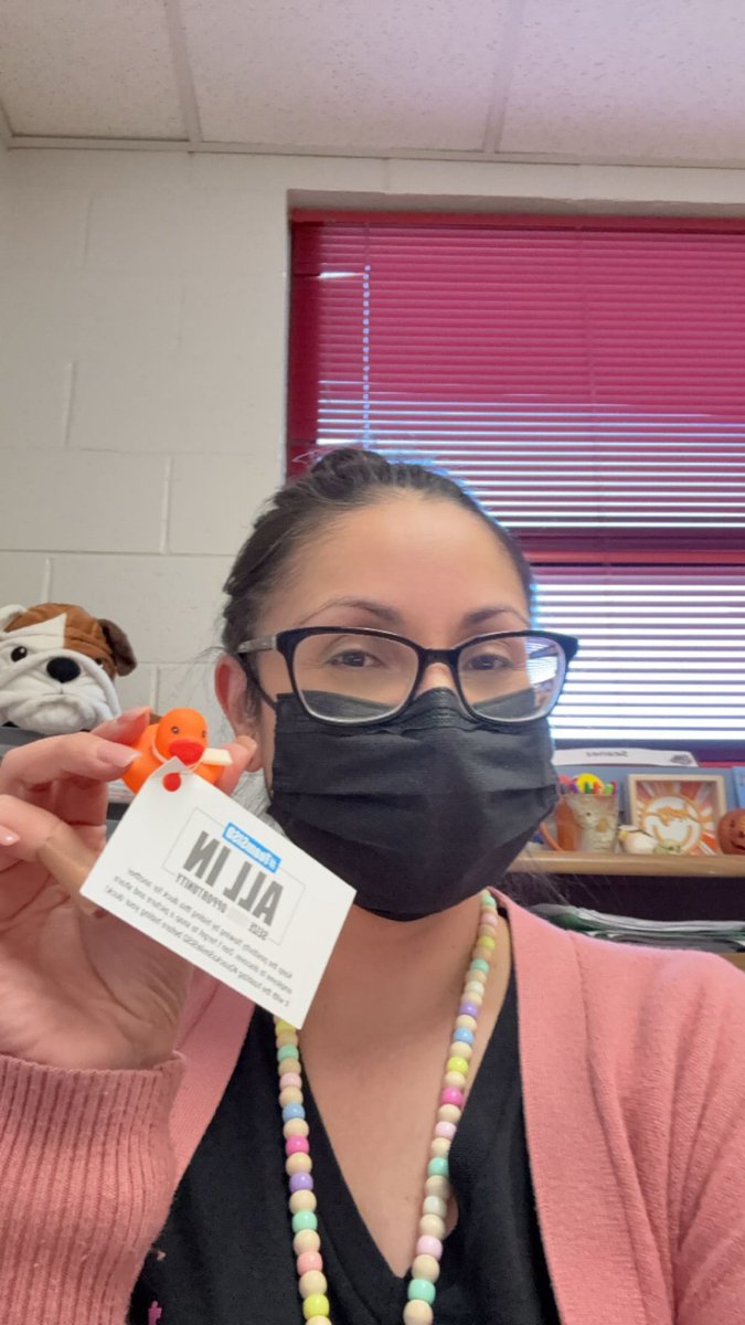 ESeanez_SMS's tweet photo. Found a little cute duck 🦆
@Socorro_Middle 🐾❤️
Who’s is next? 
#QuackasmileSISD #TeamSISD #ALLIN https://t.co/q9T1To77yu