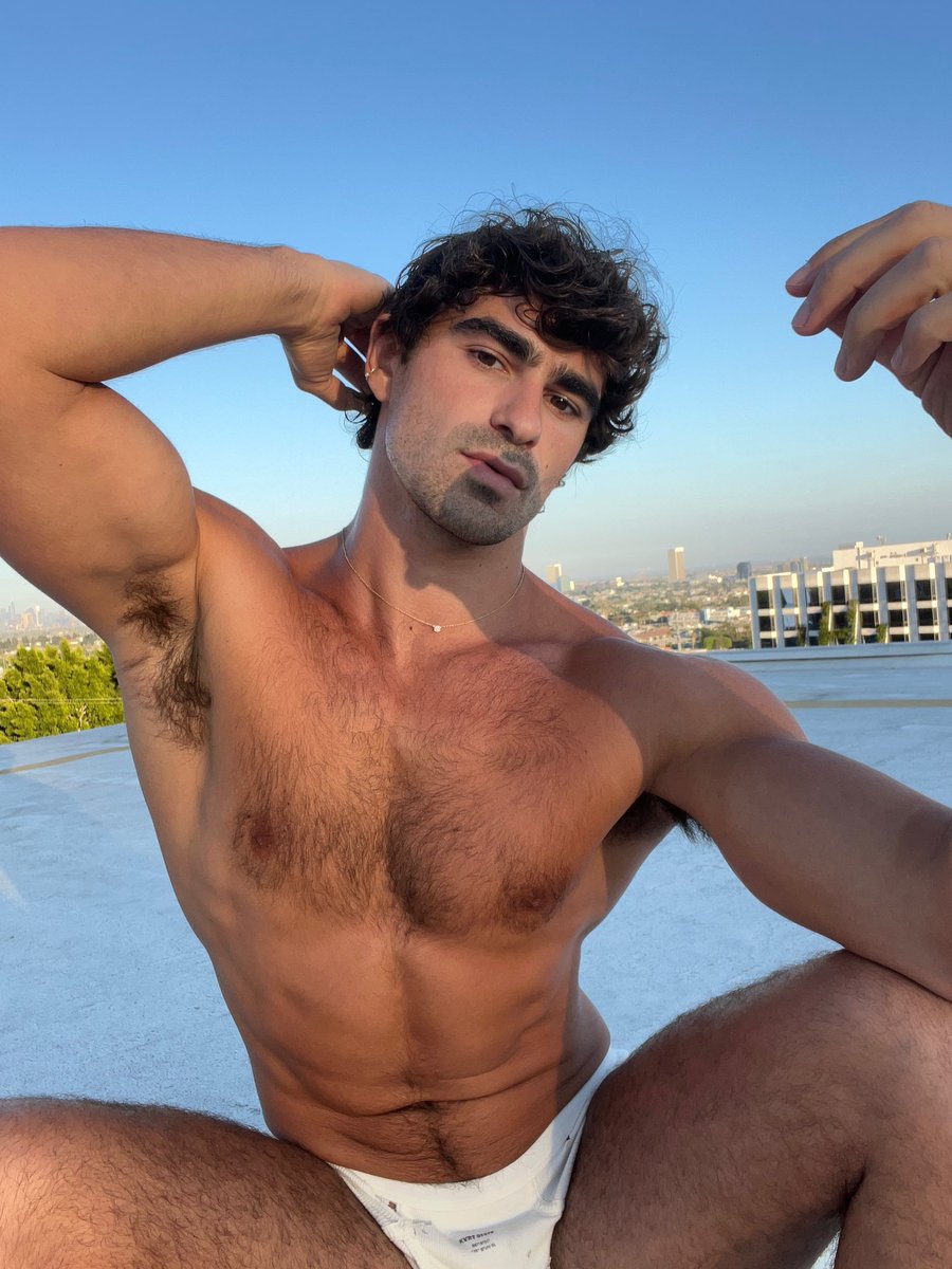 ᴘʟʟᴀᴢᴇʀ ⚡️ tweet media