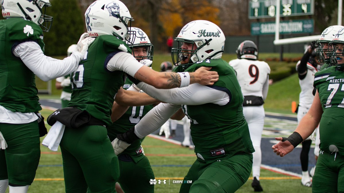 MercyhurstFB's tweet image. The Touchdown ➡️ The Two-Point Play ➡️ The Finisher ➡️ Pandemonium.  

#LsUpAnchorsDown | #CarpeD1em