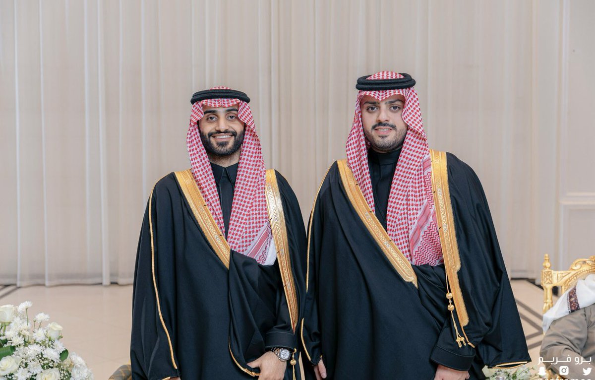 Muteb_Alsuhaim's tweet photo. اللهم بارك لهم وبارك عليهم واجمع مابينهم بكل خير ،
زواج الغالي/ محمد عبدالله الشريع https://t.co/Wo7kcF8FWm