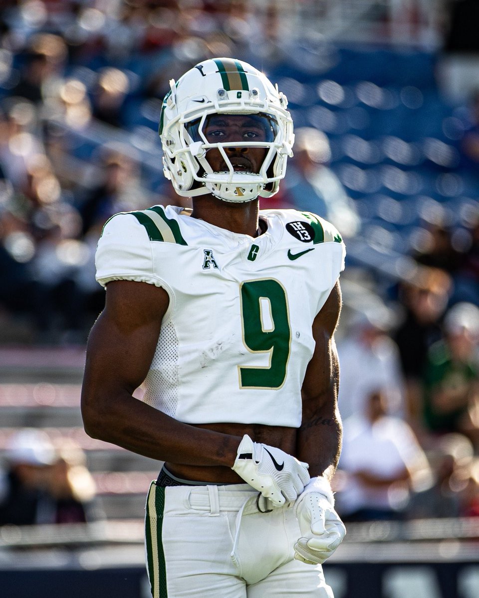 CLTStatsInfo's tweet image. O'Mega Blake today...
» 3 receiving TDs tie a single-game record
» 205 receiving yards are third-most in a game in @CharlotteFTBL history