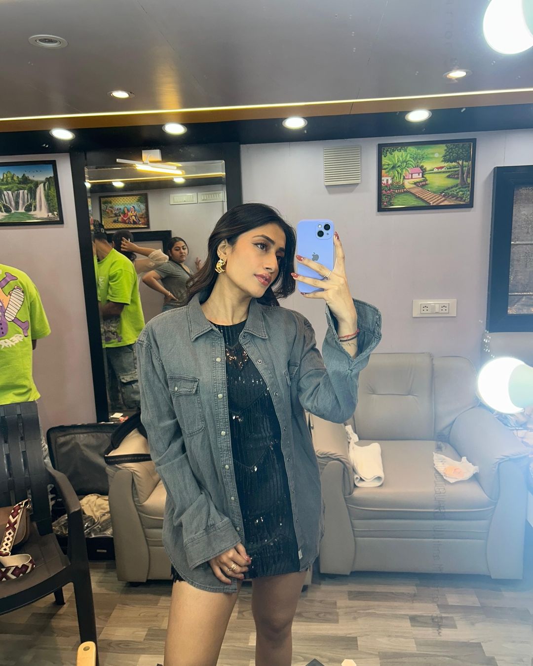 GdGup2NXAAA1dHi?format=jpg&name=large