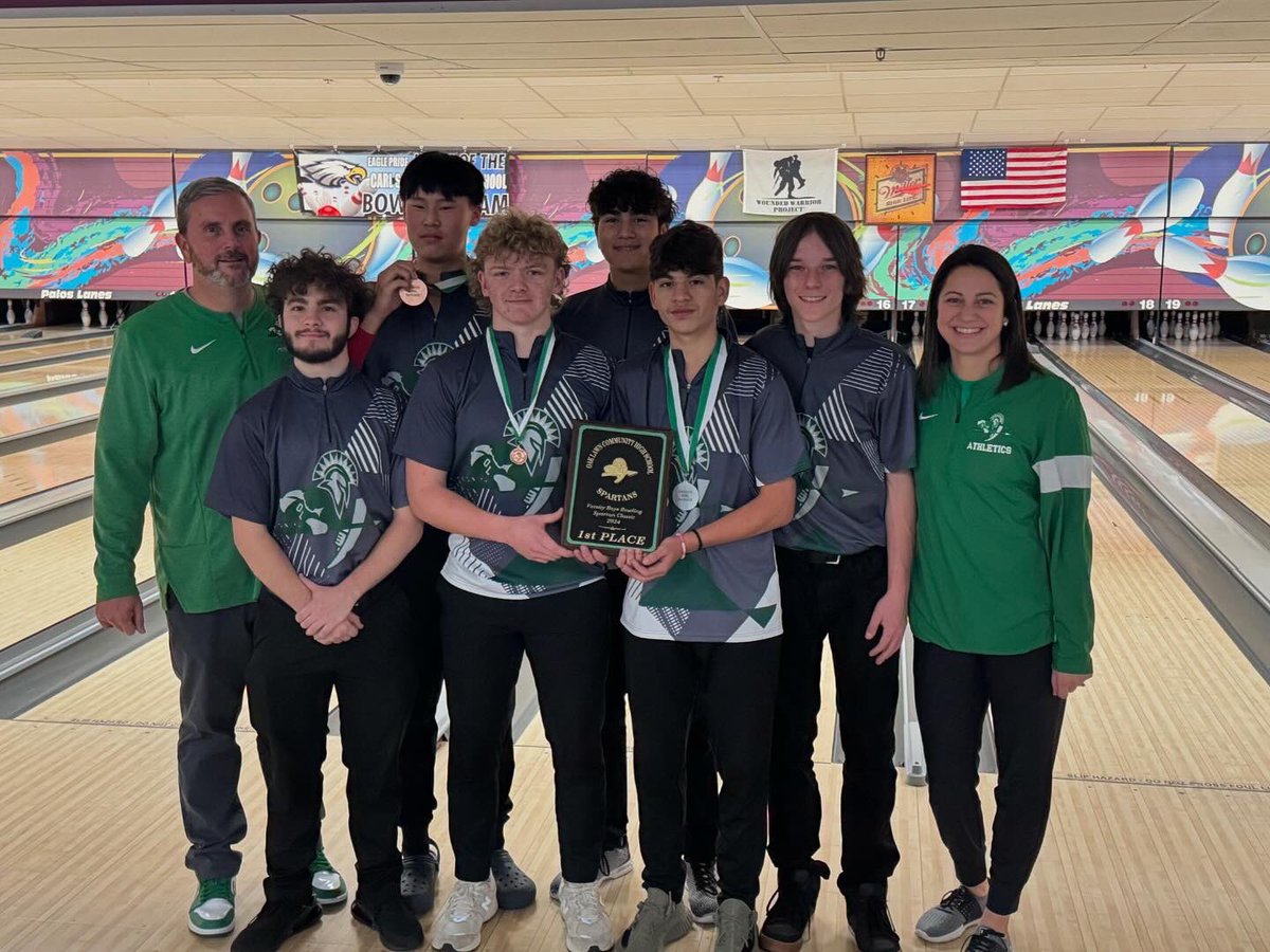 OLBoysBowling's tweet photo. What a great day at our own Spartan Invite.

Varsity: Team Champions 
Peter Garcia 2nd place medalist 
Charlie Dell 3rd place medalist 
Justin Canvin 10th place medalist

JV: 2nd place Team finishers
Decimus Pecina 4th place medalist

Great job Spartans!
#olchspride https://t.co/8MPw5MpWBR