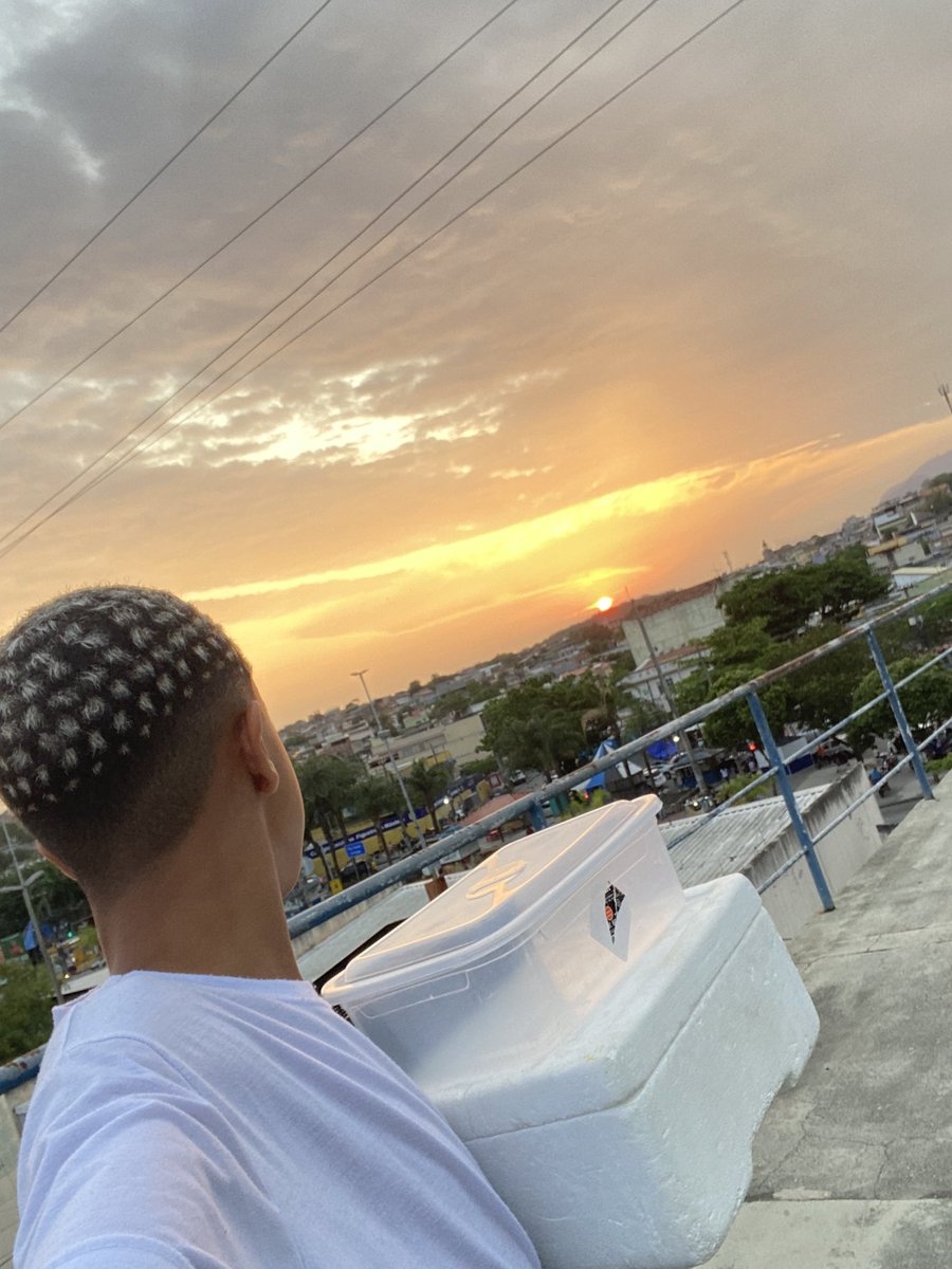 RyancakeBoss1's tweet photo. ainda vou fazer esse jogo virar! 🎡🚀✨ https://t.co/SDDoc3nSFV
