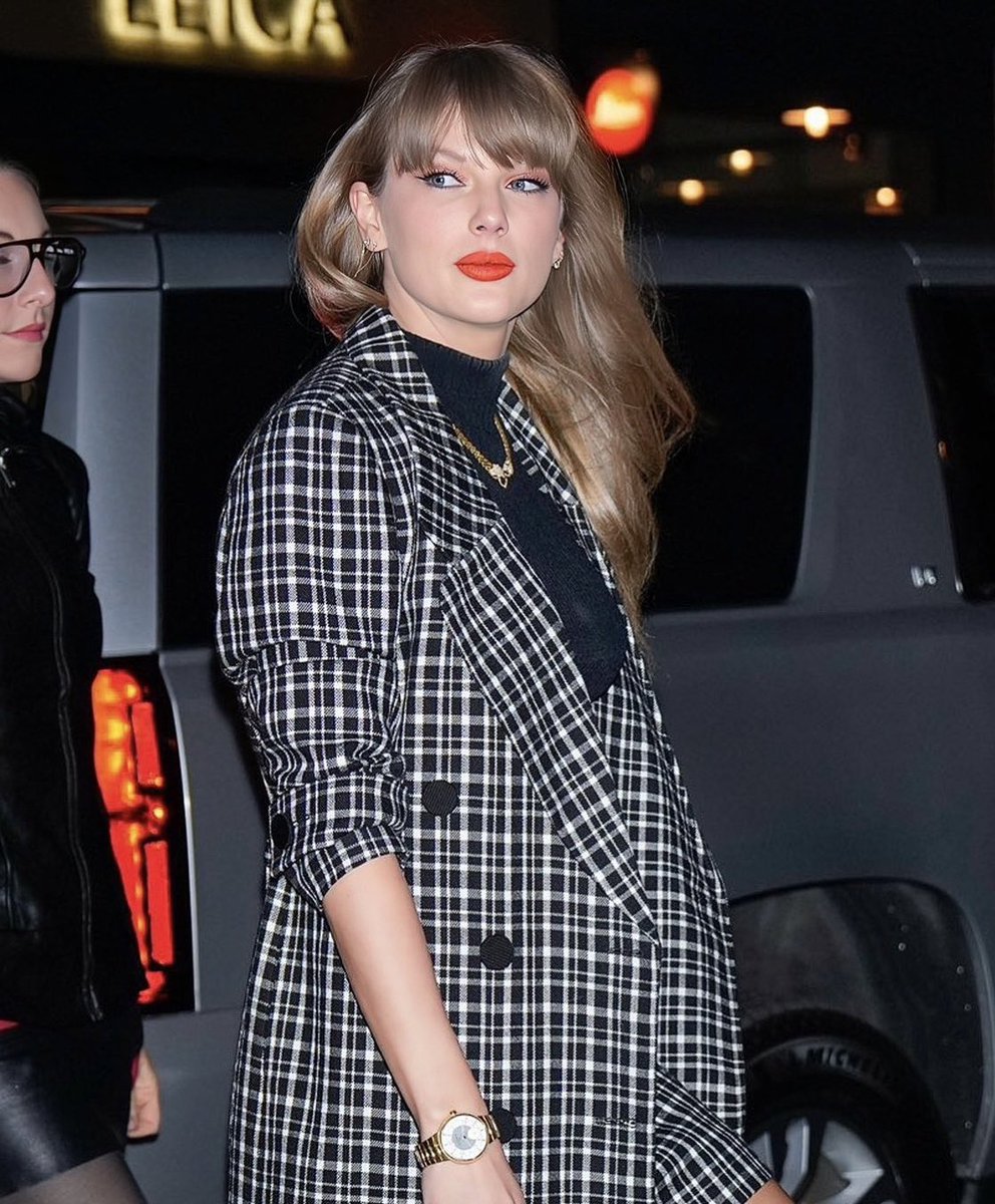 Swiftiesmafia's tweet image. Cored pattern vibe 🔥🔥@taylornation13 #TaylorSwift #TravisKelce #cored