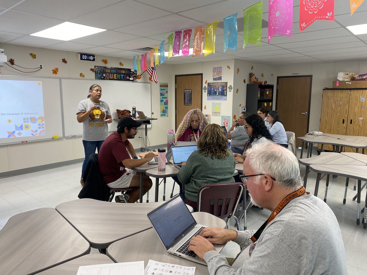 Dra. Delia Cruz (@demacruz) on Twitter photo Great things happening <a href="/ljhsISD/">Lockhart Junior High School</a> and <a href="/Lockhart_HS/">Lockhart High School</a> World Languages teachers and ESL Staff collaborating about Proficiency Based classrooms. A lot of great ideas about Interpretive, interpersonal and Presentational Modes. <a href="/LockhartISD/">Lockhart ISD</a> <a href="/OlivaresLHS/">Isela</a> Great things happening <a href="/ljhsISD/">Lockhart Junior High School</a> and <a href="/Lockhart_HS/">Lockhart High School</a> World Languages teachers and ESL Staff collaborating about Proficiency Based classrooms. A lot of great ideas about Interpretive, interpersonal and Presentational Modes. <a href="/LockhartISD/">Lockhart ISD</a> <a href="/OlivaresLHS/">Isela</a>
