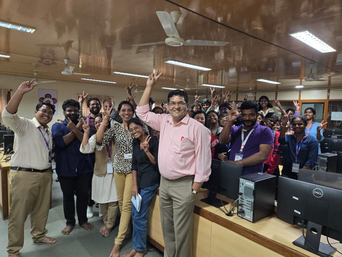 dr_vipin_singh's tweet image. As part of the Anti Microbial Resistance awareness week I was invited to Conduct a ‘Coding for Biologists’ workshop at Amrita University - under the aegis of ALARM - Amrita Legion for Anitmicrobial Resistance Management #AMR #Biologists_Must_Code