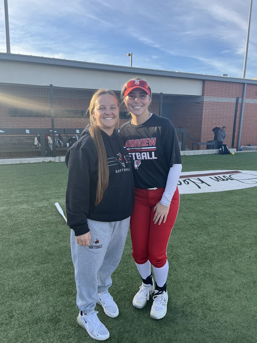 Landree Upshaw (@landree_u) on Twitter photo ANOTHER great camp in the books, thank you to all the coaches!!!!
<a href="/ShaleeRodriguez/">Shalee Rodriguez</a>
<a href="/SCWarriorSball/">SC Warrior Softball</a> ANOTHER great camp in the books, thank you to all the coaches!!!!
<a href="/ShaleeRodriguez/">Shalee Rodriguez</a>
<a href="/SCWarriorSball/">SC Warrior Softball</a>