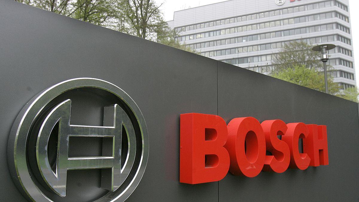 Немецкий поставщик автомобильных технологий Bosch сократит тысячи рабочих мест bit.ly/493qzfO