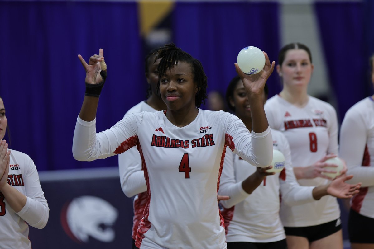 SunBelt's tweet photo. 𝗦𝗘𝗠𝗜𝗙𝗜𝗡𝗔𝗟 𝗙𝗥𝗔𝗠𝗘𝗦.

@AStateVB #SunBeltVB ☀️🏐 https://t.co/PpuwHxDs4w