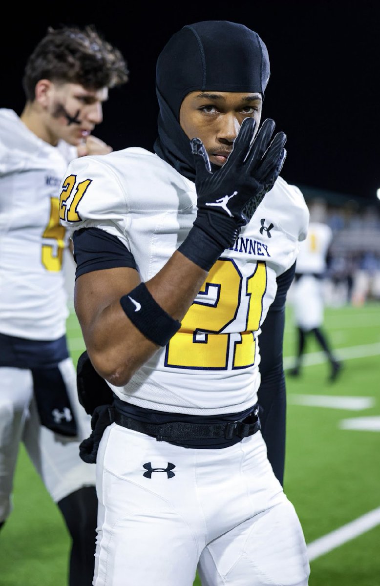 Jabari Woods (@jabariwoods21) on Twitter photo 24 season highlight 
<a href="/Coach_Jay_09/">Coach Jackson</a> @CoachMikeMills <a href="/CoachSowe/">Coach Sowe</a> <a href="/CoachLeonardTX/">Coach Nate Leonard, M.Ed.</a> <a href="/McKinneyFBall/">MHS Lions Football</a> 
hudl.com/v/2Qu8bC 24 season highlight 
<a href="/Coach_Jay_09/">Coach Jackson</a> @CoachMikeMills <a href="/CoachSowe/">Coach Sowe</a> <a href="/CoachLeonardTX/">Coach Nate Leonard, M.Ed.</a> <a href="/McKinneyFBall/">MHS Lions Football</a> 
hudl.com/v/2Qu8bC