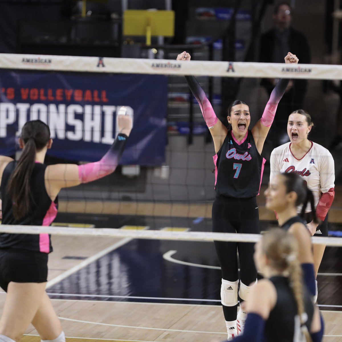 FAUVolleyball's tweet photo. PUNCHED OUR TICKET TO THE CHAMPIONSHIP‼️ 🎟️

#WinningInParadise https://t.co/RziWTUyEFG