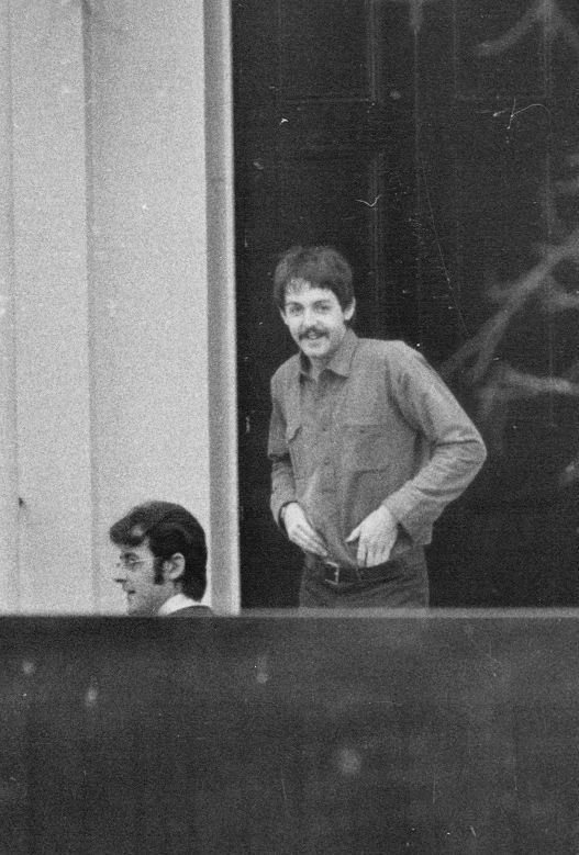 oblabeatles's tweet image. Candid polaroids of Paul McCartney will always be my favourite thing, here's one with the Sgt. Pepper's 'tache 🖤