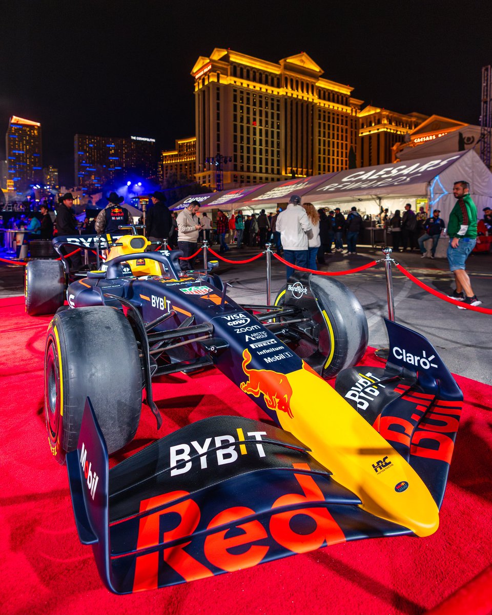 Las Vegas tweet media