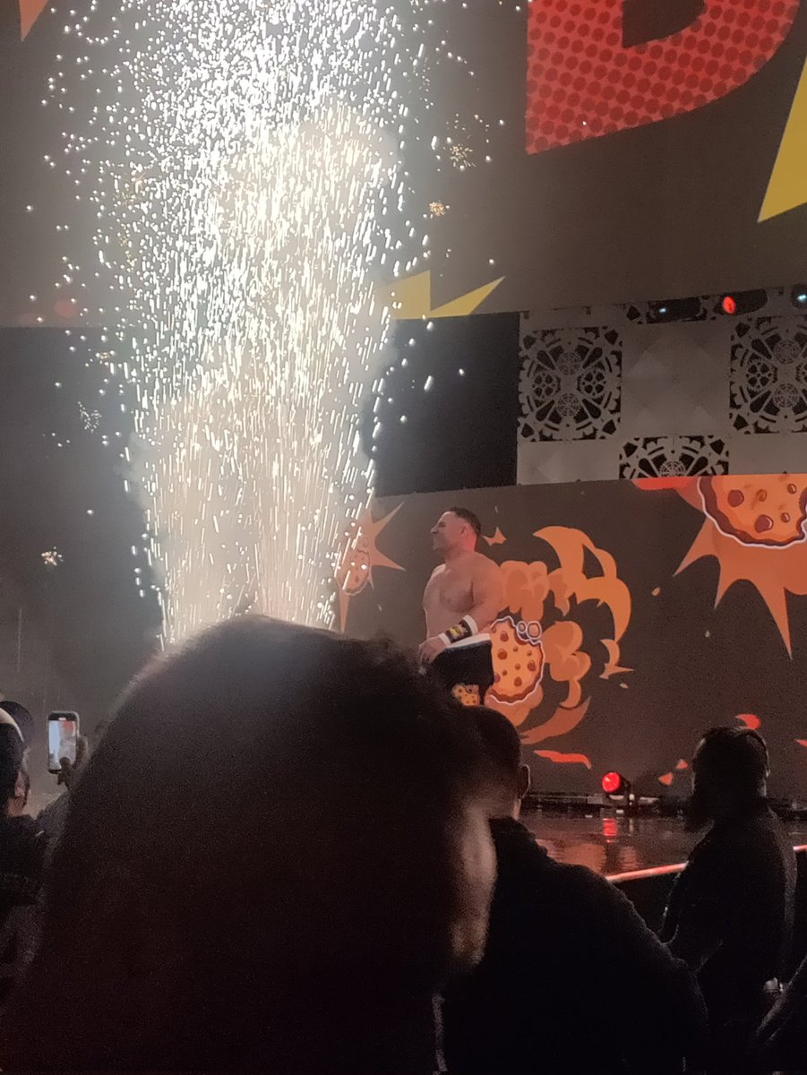 _wealth_warrior's tweet photo. First day of my 40th chapter = PPV Floor Seats.  #AEWFullGear https://t.co/wIFNr8dgHK