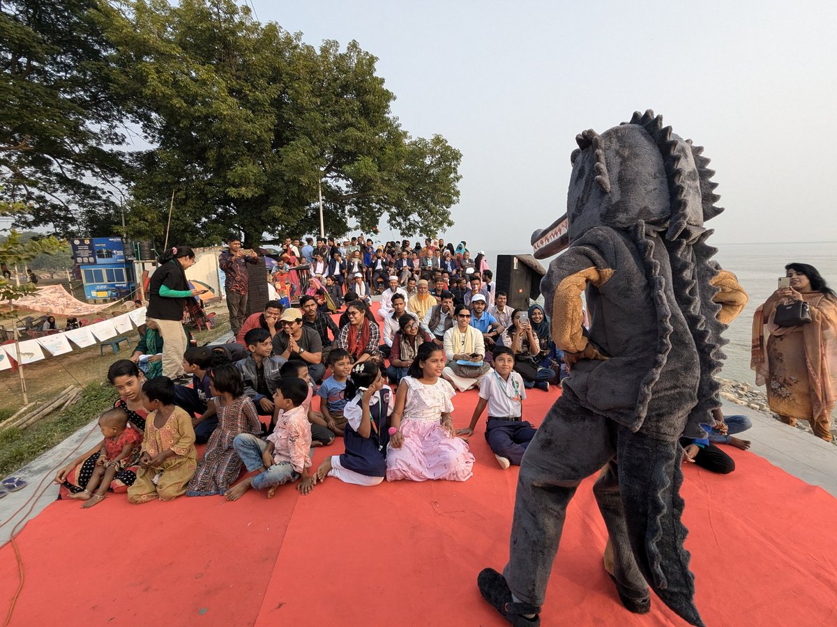 EJEMA96's tweet photo. Celebrating Gharial Conservation 3-day awareness campaign!

As part of a 3-day awareness campaign organized by IUCN in collaboration with the SUFAL Project of the Bangladesh Forest Department, the Kaktarua Puppet Theatre delivered a vibrant performance at T-Band, Rajshahi, today. https://t.co/8i4yUHrP6k