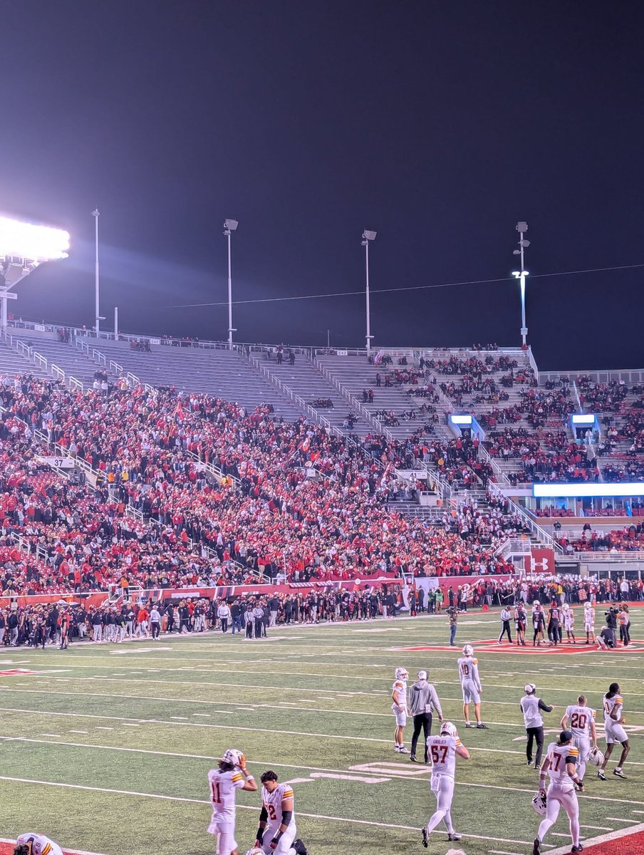 BevanWeed's tweet image. Muss with some wiggle room this game. #beatISU  #GoUtes #muss
