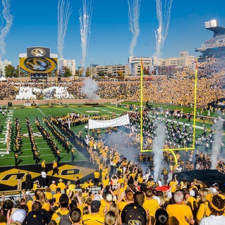 Expo Recruits tweet media