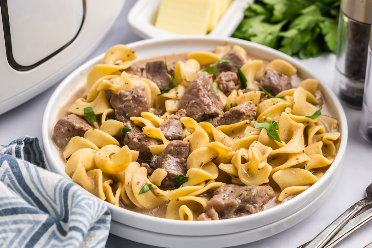 With chunks of tender beef, egg noodles and gravy to cover it all, this Crock Pot Beef and Noodles recipe is the ultimate comfort food. savoryexperiments.com/crock-pot-beef…