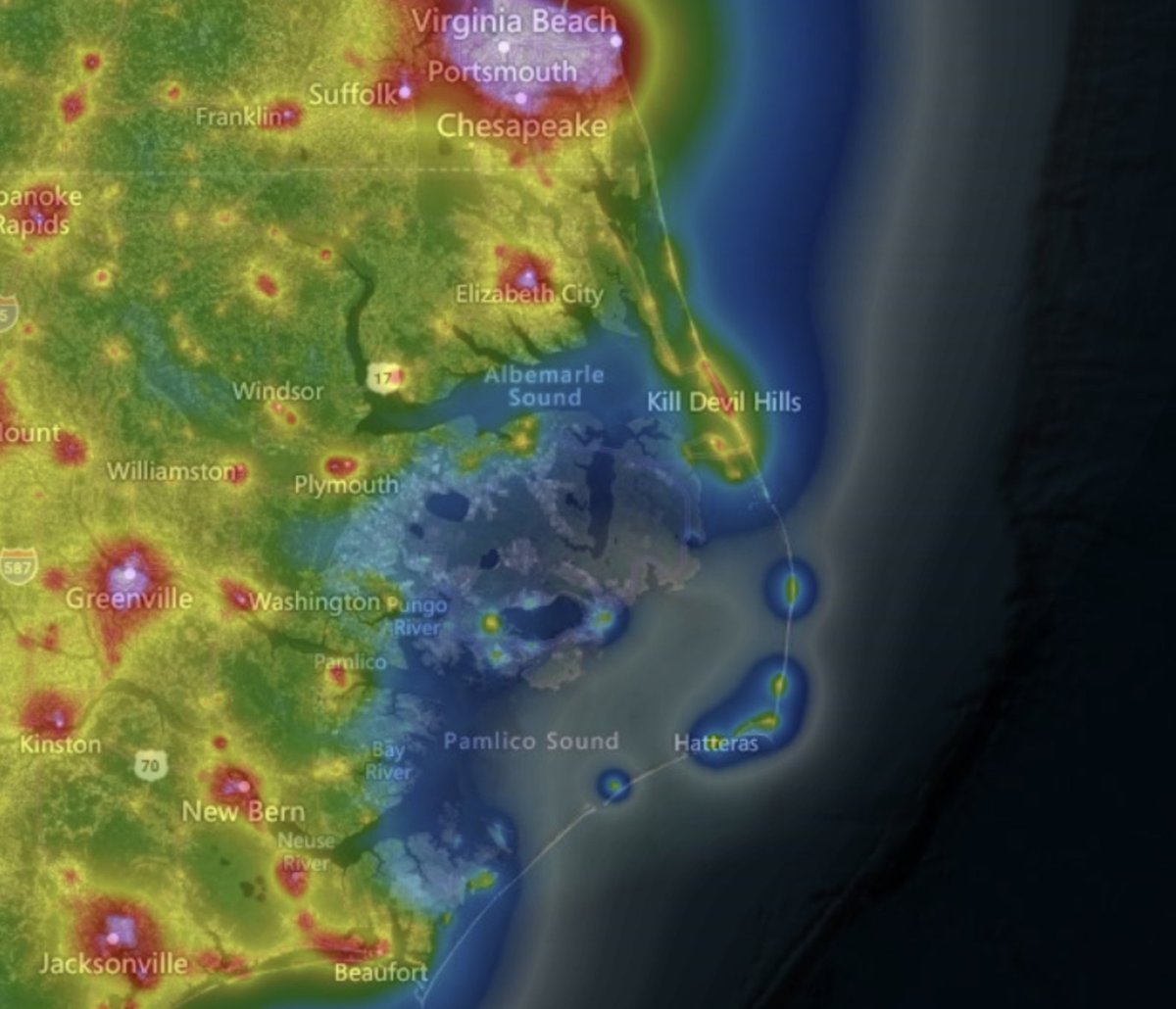 tried some astrophotography down in the zero light pollution spots of the outer banks 💫