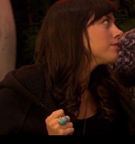 i kinda hate how aubrey plaza progressively grows up on my screen in parks and recreation and becomes the woman that i'd let do things