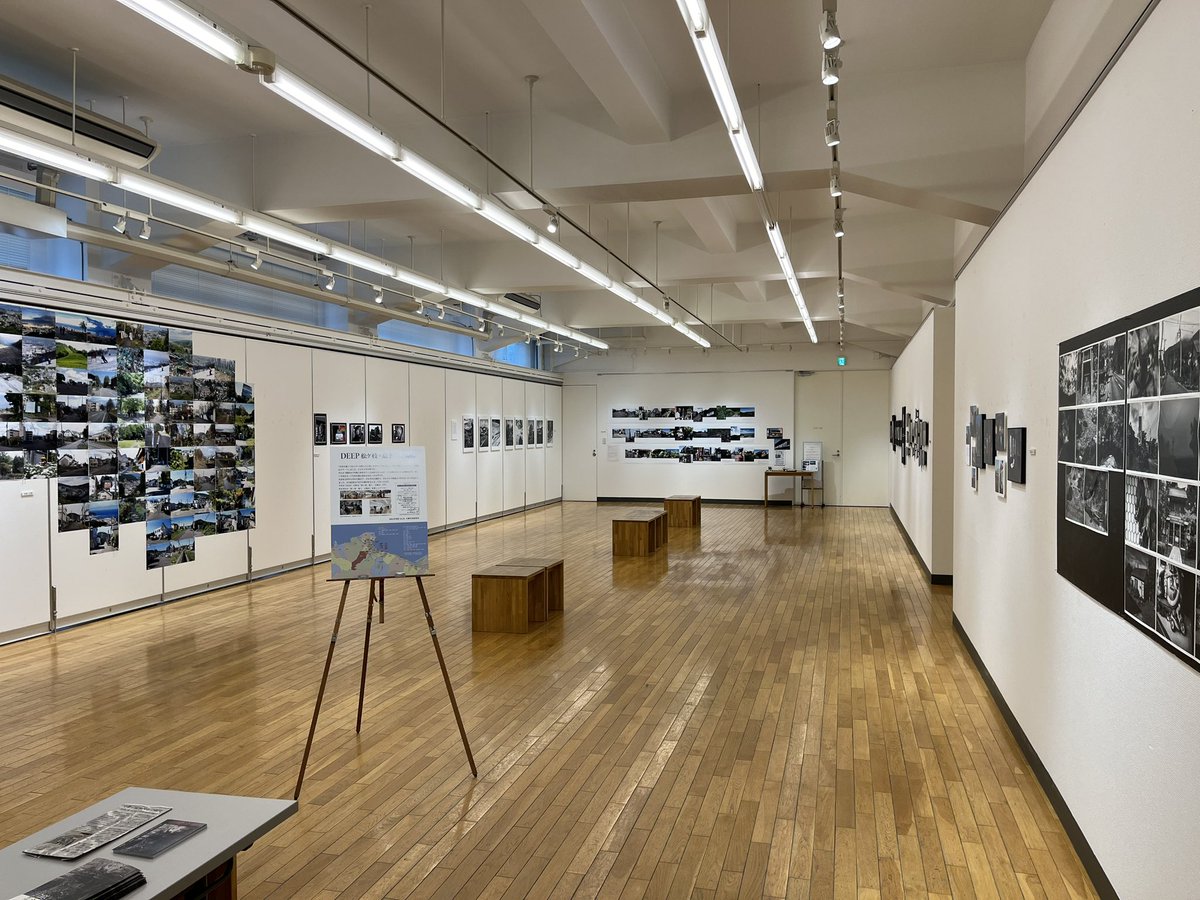 graytoneph's tweet photo. 小樽写真研究会堂堂展2024
本日最終日10:00〜16:00
市立小樽美術館1階市民ギャラリー
ただいま10時前ですが開けました。
入ってすぐディープ室、右はフリー室です。 https://t.co/qHAXmzfZVX
