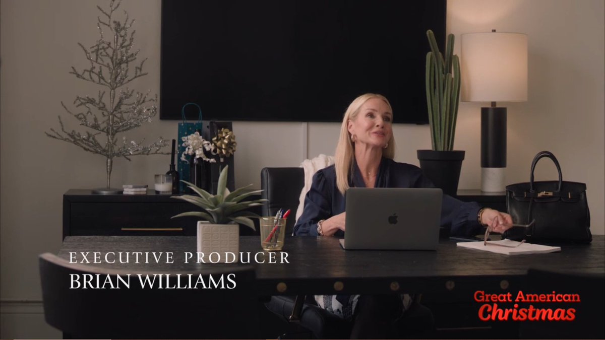 Hey, it's Mom from County Rescue 👏

 #ALittleWomensChristmas