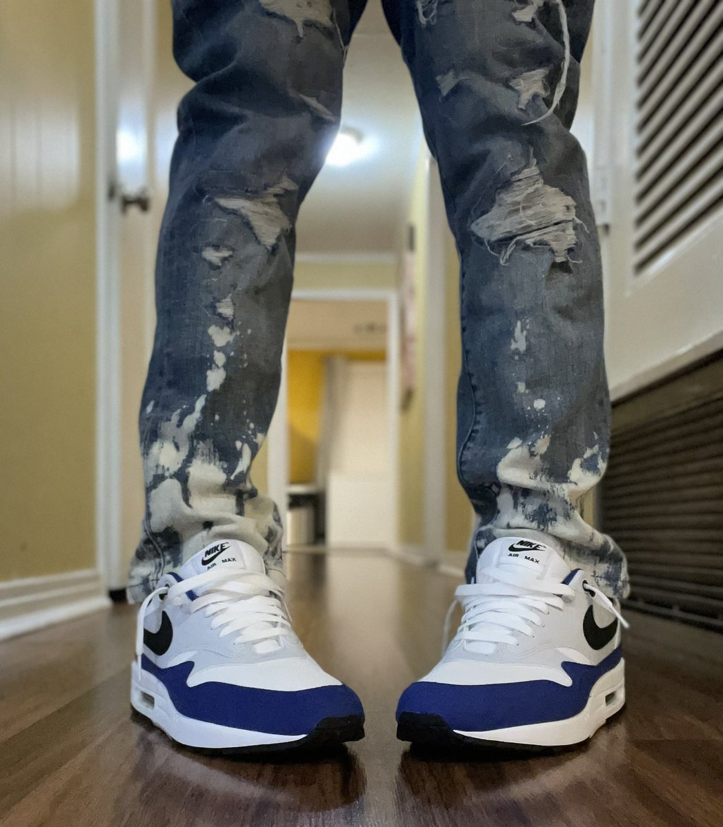 CityKing_Gank_'s tweet photo. #chillnight #comfyzone
Wing Stop & Netflix type of vibes.
#kotn ~~~2023~~~
Air Max 1'Deep Royal Blue'
#nofilters π₯Ά https://t.co/4TB4VRQGri