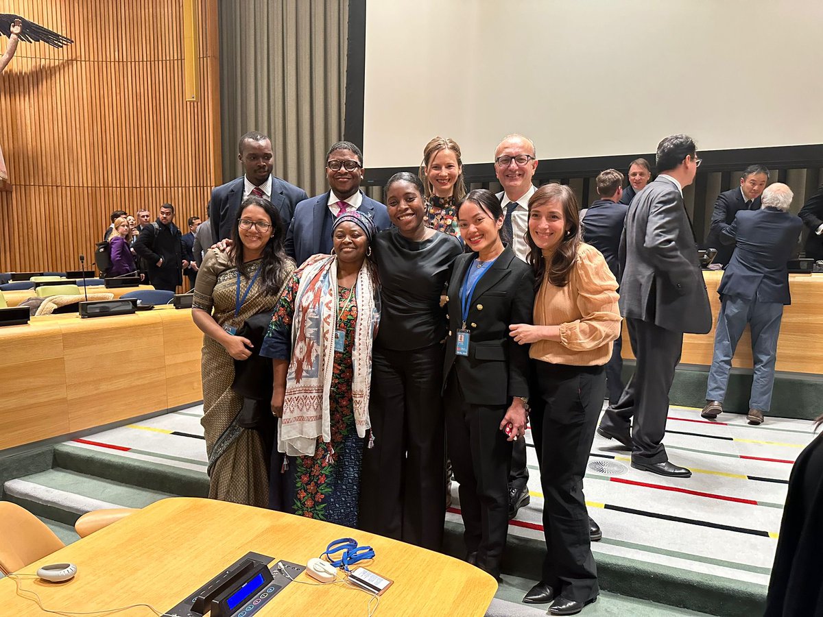 On 22 Nov 2024, the Sixth Committee made history, deciding to draft a legally binding instrument on protecting persons in the event of disasters by 2027! 🇭🇺 proudly stands as a core group member, championing this critical step for global resilience. 💪 #UN #DisasterRelief #PPED