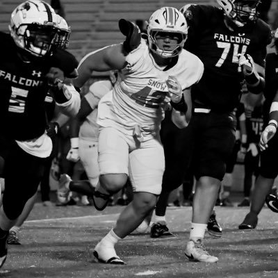 2025 (<a href="/SnowCollegeFB/">Snow College Badger Football</a>) JUCO OLB <a href="/EastonCook_/">Easton Cook</a> was offered by Souther Utah 
HL hudl.com/video/3/113023…