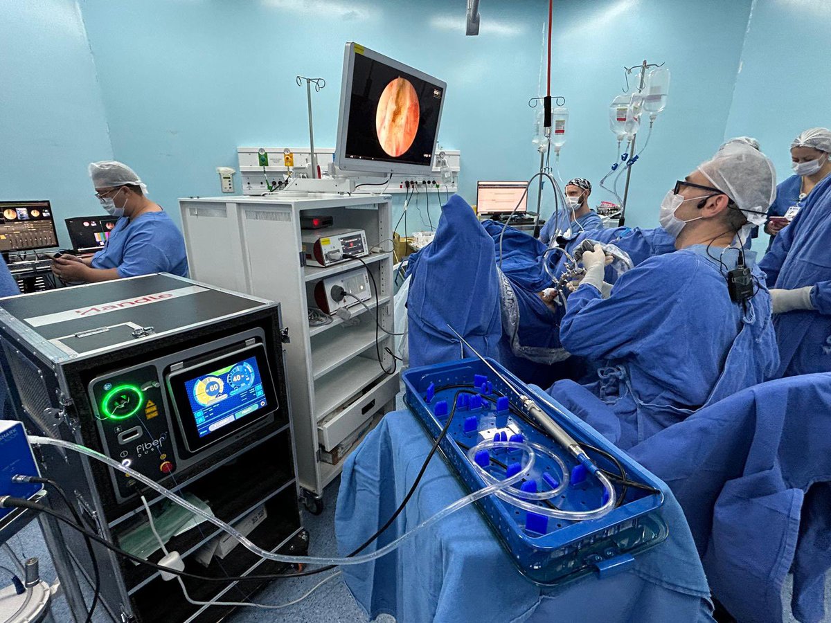 PrzemyslawZugaj's tweet photo. I am grateful that I could have an active participation in V Brazilian Enucleation Meeting #BEMTOP, performed live enbloc TFLlep with @quanta_system. Amazing meeting! 14 live surg., lasers, techniques, Bipolep
@ThiagoHotaUro @wroclawski_uro @Moser_DanielC. Thank You! 
@EndoPTU https://t.co/uHyRS7L9XF