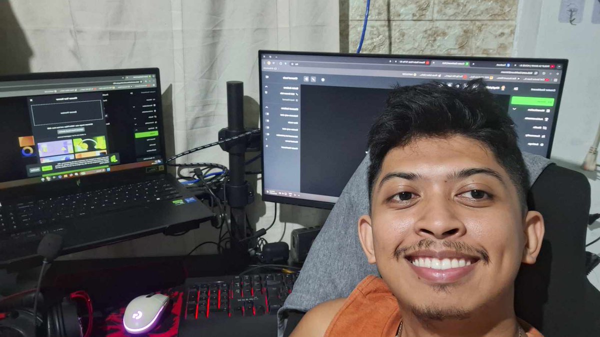kylnn23's tweet photo. I started my streaming channel yesterday at https://t.co/xGsqh1NbEi. Watch me play games live at https://t.co/z0ZU3rF64z and let's chat! https://t.co/qVm97rUpcl