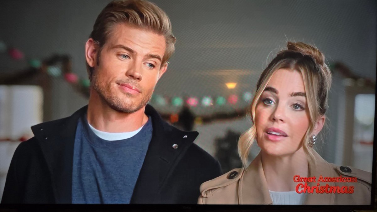 Latinos90210's tweet image. Trevor Donovan spotted 👀 #ALittleWomensChristmas #ALWC #DonoFANS @TrevDon @GAfamilyTV