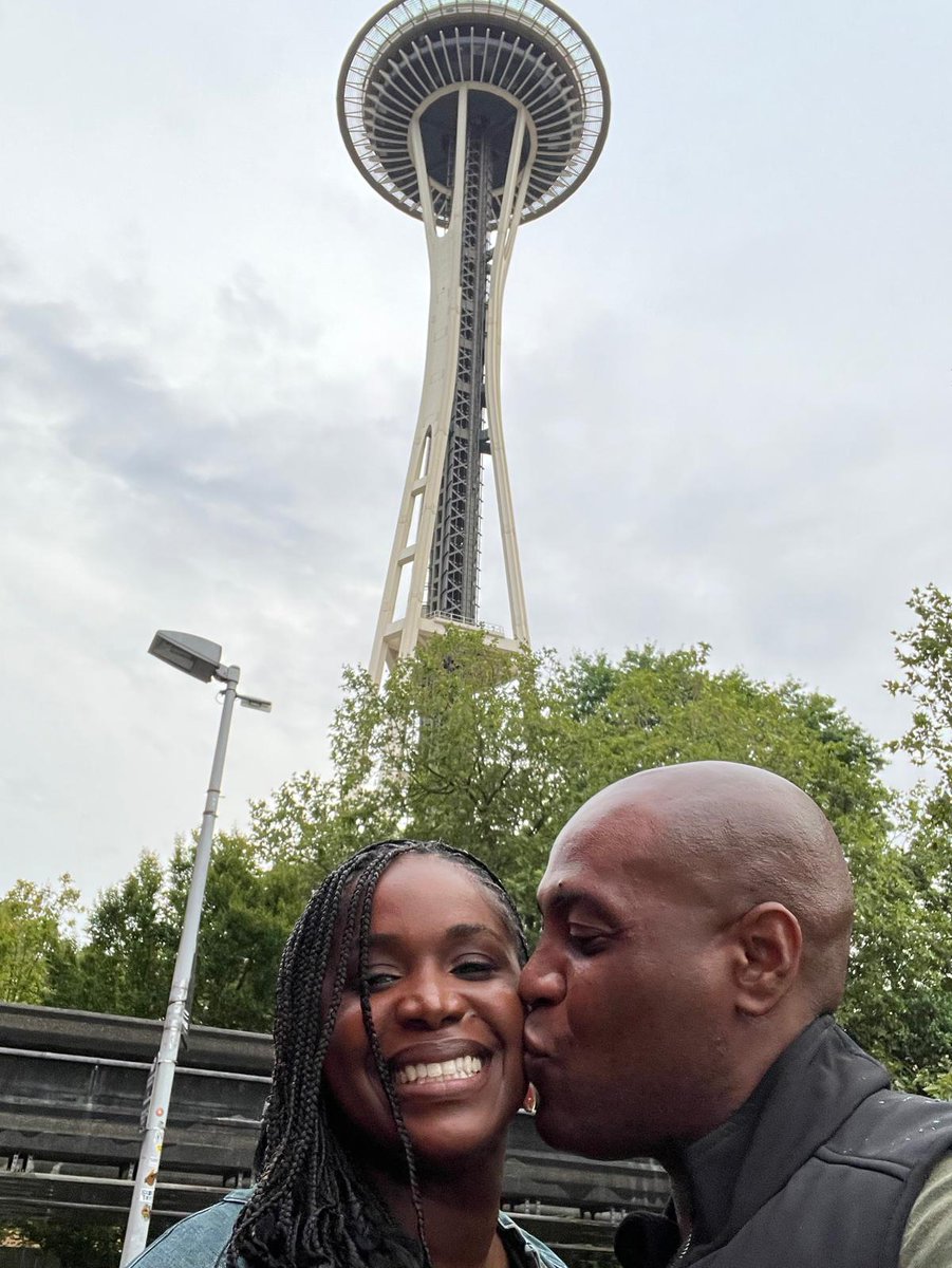 Renecíta tweet media