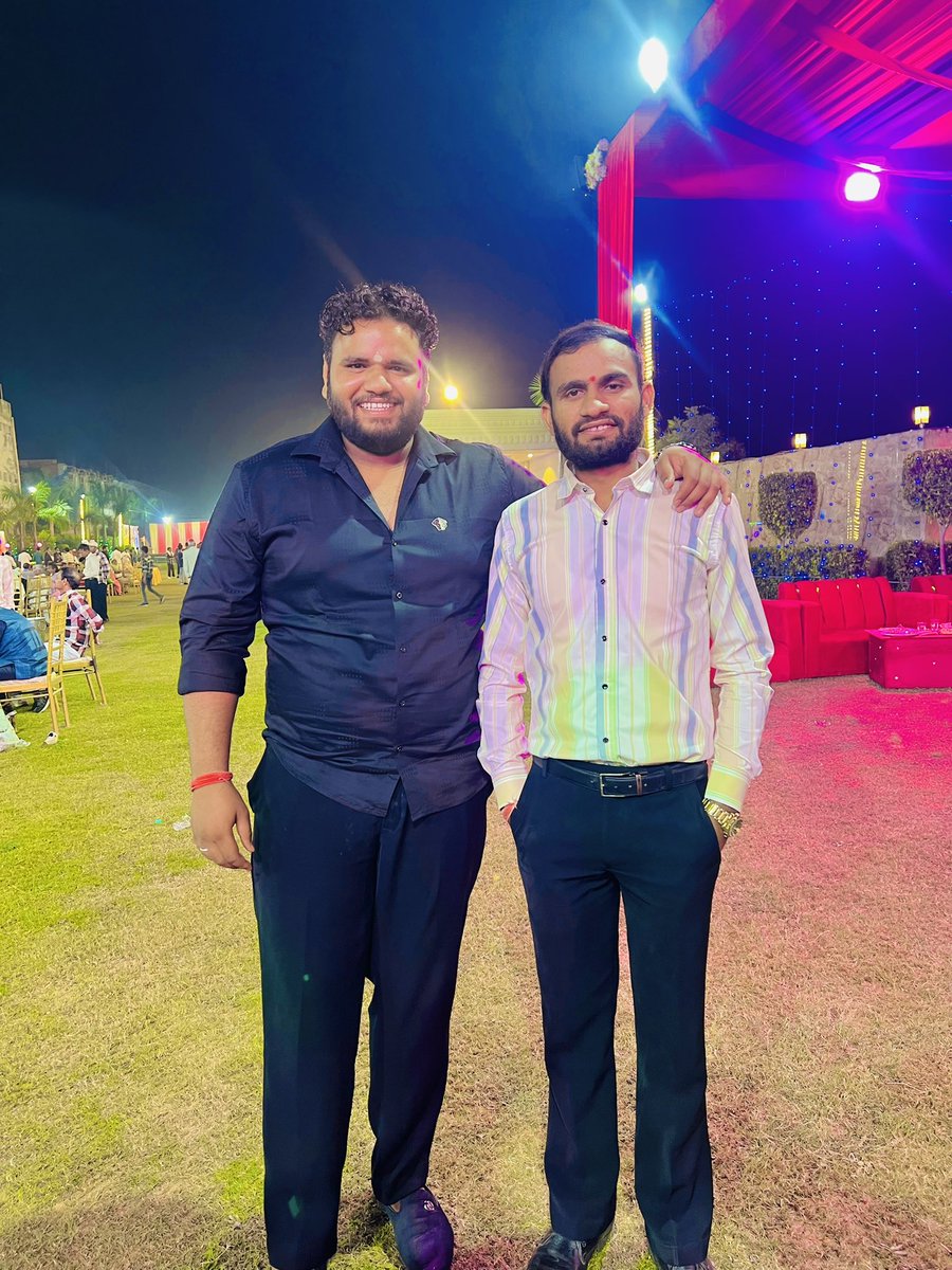 मित्रता एक ऐसा अनमोल रिश्ता है, जो जीवन को सुंदर और सार्थक बनाता है। सच्चा मित्र वह होता है जो सुख-दुख में आपके साथ खड़ा रहता है, बिना किसी स्वार्थ के। यह रिश्ता विश्वास, प्यार और पारस्परिक समझ पर आधारित होता है।💐
<a href="/gauravnagar56/">गौरव नागर संघी🚩</a>