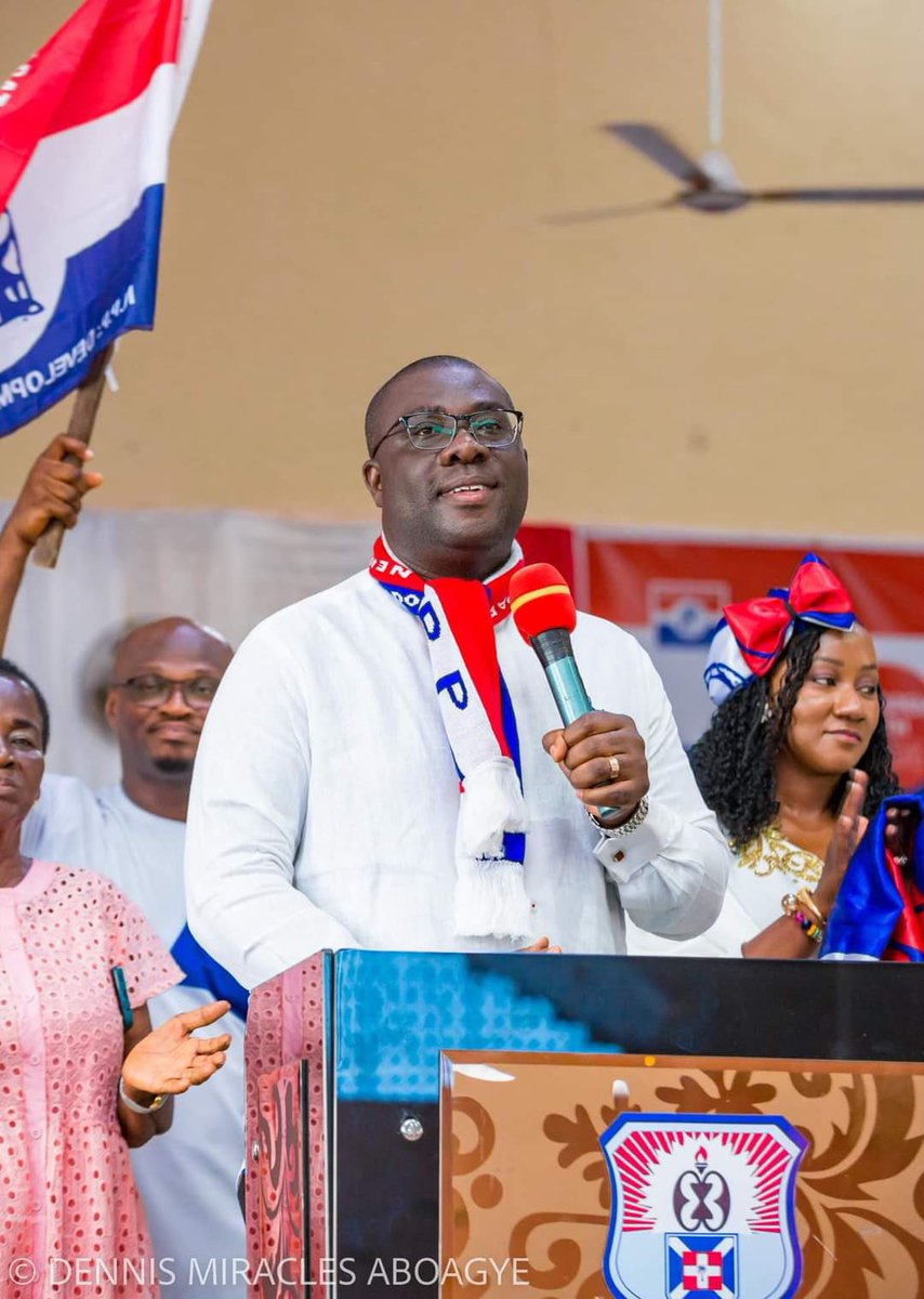 IngBerchie's tweet photo. Come December 7th, the good people of Akuapem North Constituency will be kind to you by giving you over 65% of the total votes cast together with Dr. Mahamudu Bawumia.
IT IS POSSIBLE 🇫🇷🐘☝️🔥
#Ofie
#BawumiaForPresident
@MBawumia X @sammiawuku 2024 https://t.co/fVun2jI1BS