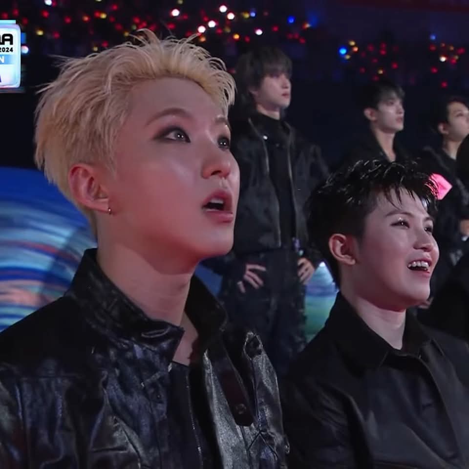 VERN0ISE's tweet photo. Mi más honesta reacción al ver el regreso de BIGBANG en los MAMA 2024.

(Te entiendo, Hoshi, yo también) https://t.co/lTHrbhWXhG