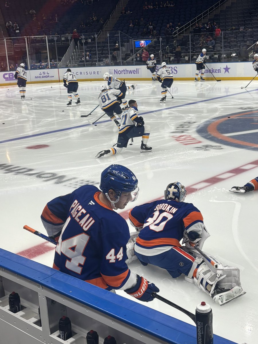 wbkmarino's tweet photo. pics i didnโt get to share because an isles fan kept touching me all of warmups ๐๐ https://t.co/FiFTtZacRe