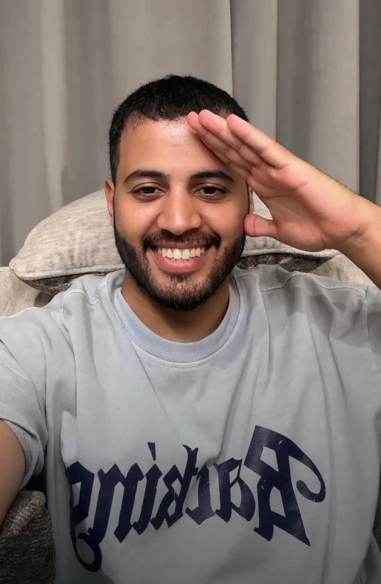 والله الي مرحبا صدق 🥹
صح كان بث خفيف بس انه عاد لنا الحياه الله يسعدك وخذ راحتك ويكفينا اهم شي انك بخير 🤍🤍#سبايكي