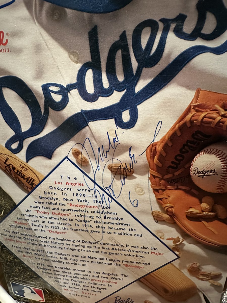 imatthws's tweet photo. Dodger nation I have a signed dodgers Barbie from 1999 does any recognize the signature? @Dodgers https://t.co/ZOf42kP9d7