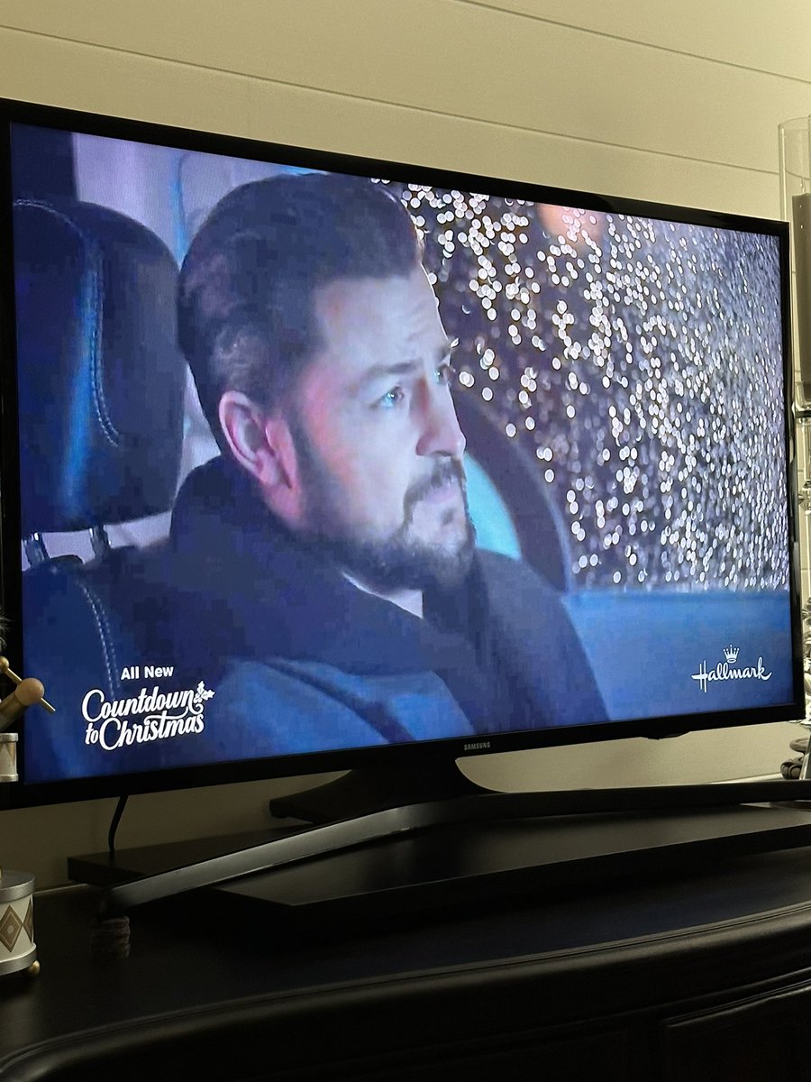 AnnaCayson7's tweet photo. You are more than enough !!!!!! @tyler_hynes #3wisermen this scene is gut wrenching!!!!!!! 😭😭😭😘🤍🥰🫶❤️ https://t.co/pVX7Q62xEQ