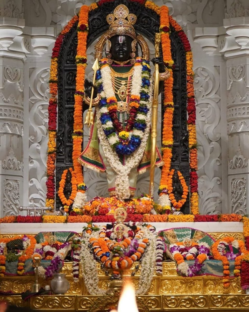 कहेहु तात अस मोर प्रनामा,सब प्रकार प्रभु पूरनकामा॥
दीन दयाल बिरिदु संभारी,हरहु नाथ मम संकट भारी॥

           जय श्री राम🚩🙏💥