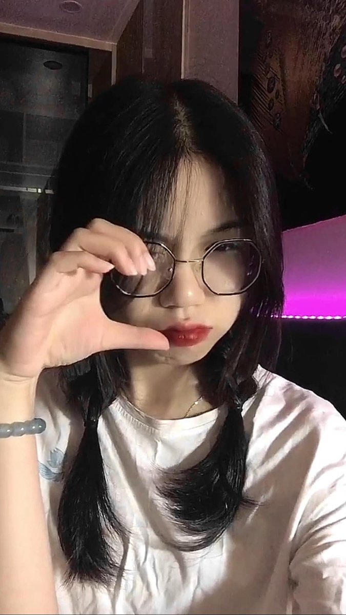 Giữ tầm nhìn của bạn vào mục tiêu cuối cùng của bạn. Bài viết của bạn là một nguồn cảm hứng. Marshall Economus