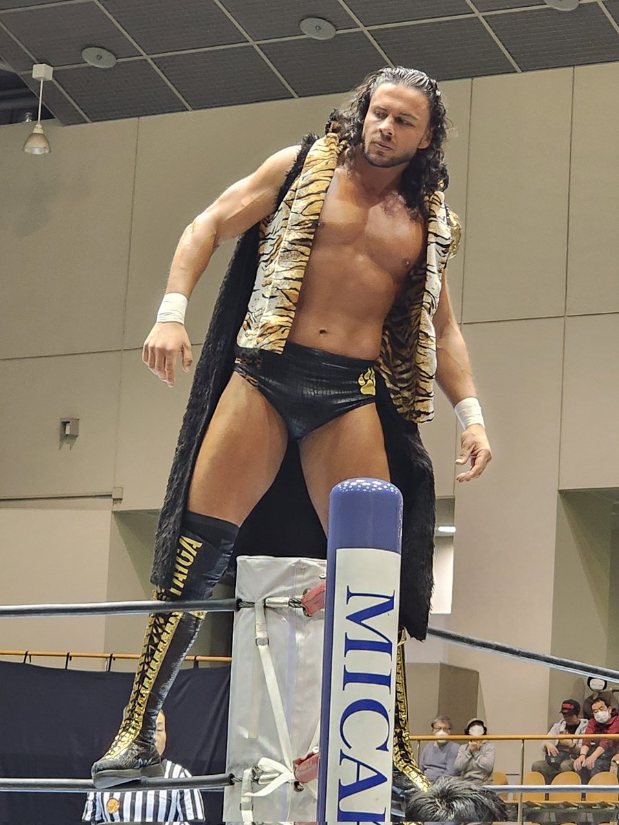 VictoriaKitty11's tweet photo. 11月23日 　藤沢市秩父宮記念体育館

#njpw
#njwtl
#トム・フィリップ
#ナチュラルクラシックス https://t.co/HioCNtUtxV