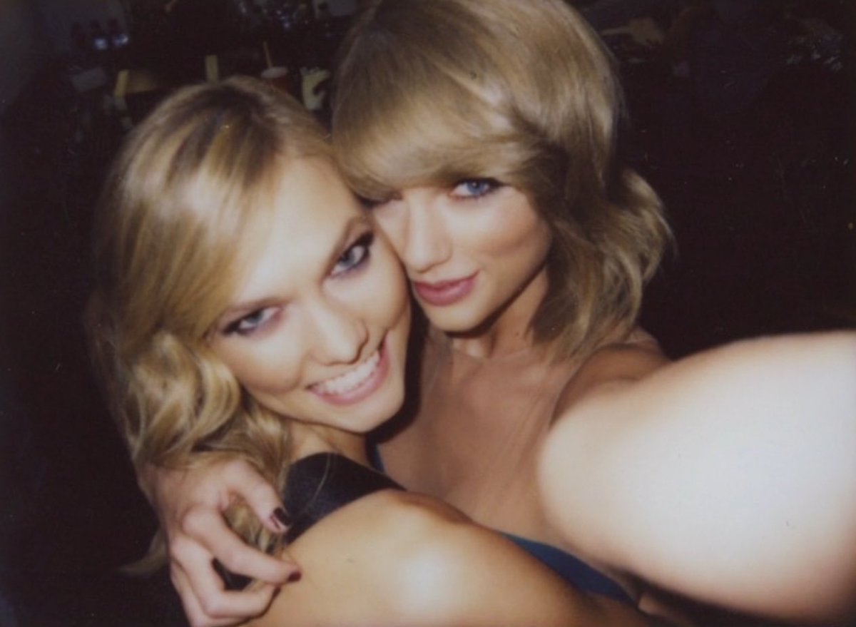 ten years ago today, taylor swift and karlie kloss took a polaroid together  at the amas november 23, 2014, image size:1200x879