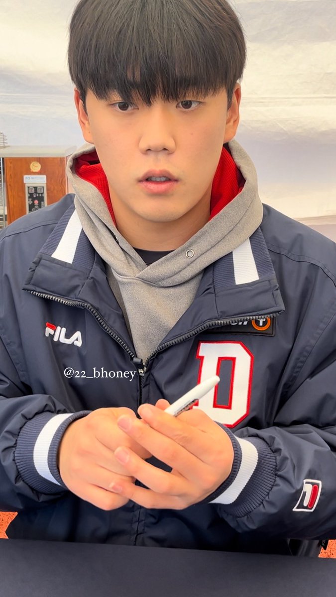 이병꿀 tweet media