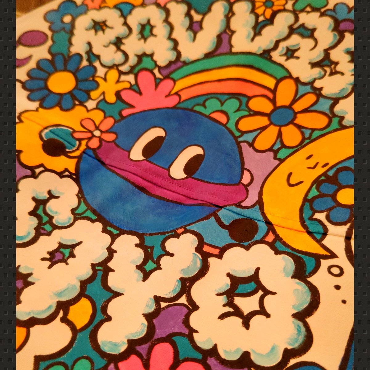 b_bird_doodle's tweet photo. ラヴァスト奏者SAYOさんの
ラヴァストケースにお絵描き
ラヴァストケースを背負ってもらってパシャリ📷
とってもお似合いです♡
このたびはオーダーありがとうございました🎶
#ラヴァスト奏者sayo
#ラヴァスト
#mjuk
#ケースにお絵描き
#イラスト
#ビバドゥ
#bibirdoo https://t.co/gnL7OBDj7Y